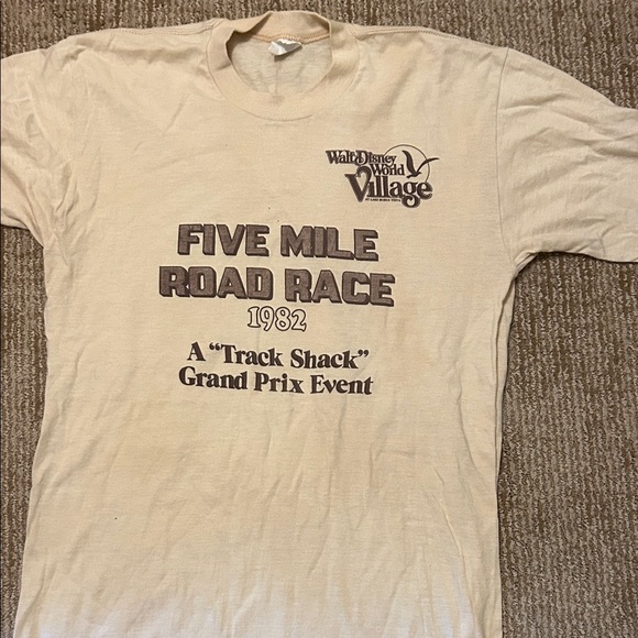 Disney Cream Five Mile Road Race Men's T-Shirt - Picture 1 of 12